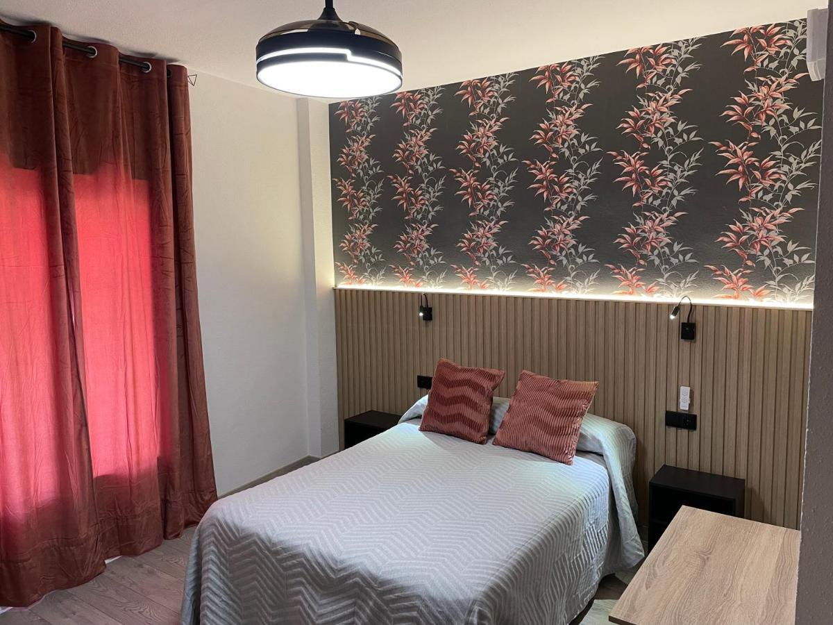 Hostal Calderon De La Barca Zalamea de la Serena Buitenkant foto